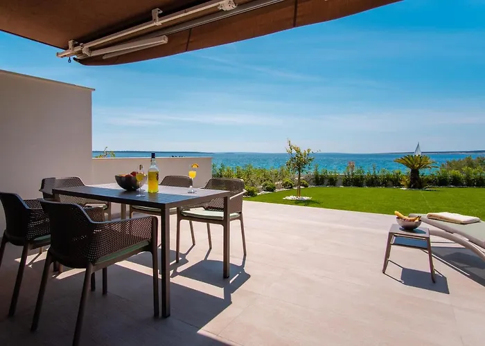 Apartments Mandre Apartman *