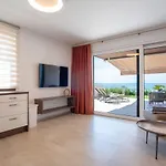 דירה Apartments Mandre *
