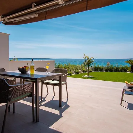 Apartments Mandre Apartamento *