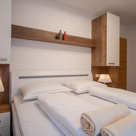 Apartments Mandre Appartamento