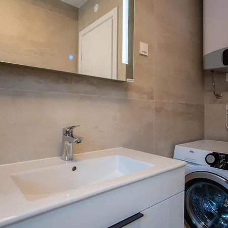 Apartments Mandre Apartment Mandre